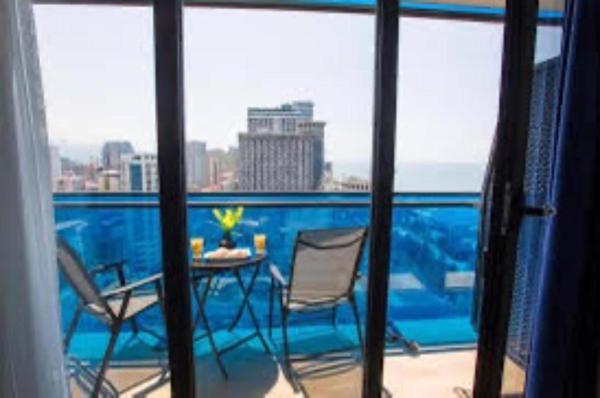 Апартаменты Orbi City Panorama Vip Батуми Экстерьер фото