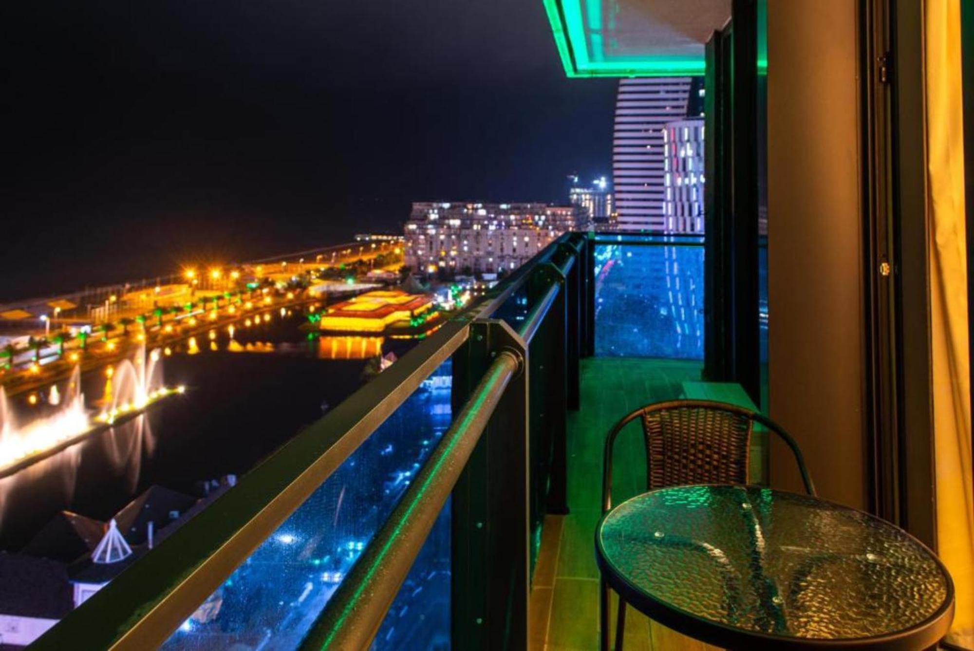 Апартаменты Orbi City Panorama Vip Батуми Экстерьер фото